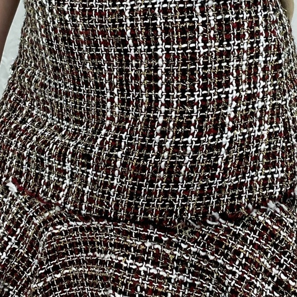 Mi Ami adorable tweed skirt with fit and flare style - Picture 7 of 7